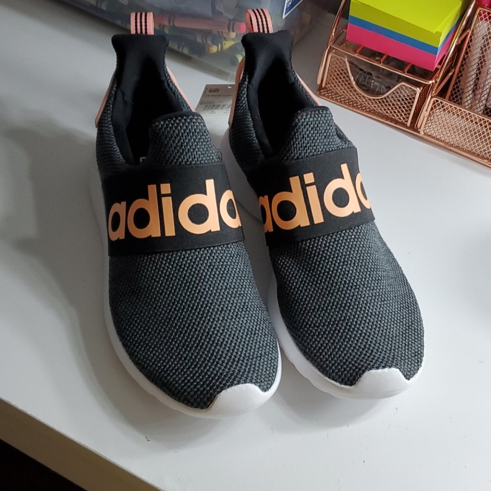 Womans Adidas sneakers size 6 1/2